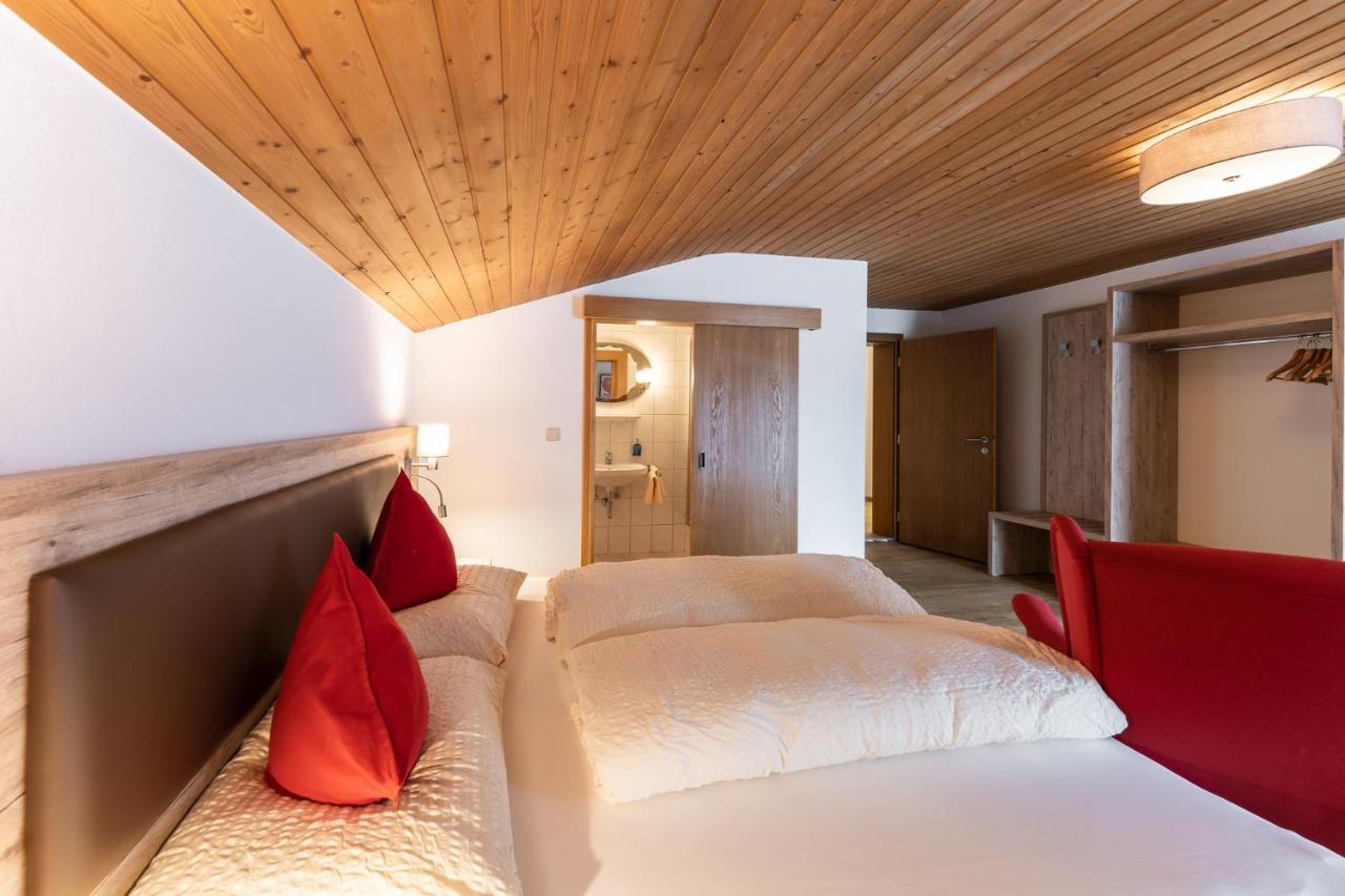 Pension St.Lukas Пфундс Екстериор снимка