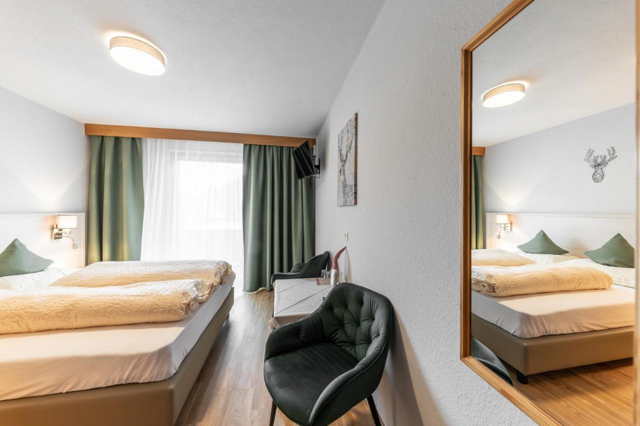 Pension St.Lukas Пфундс Екстериор снимка
