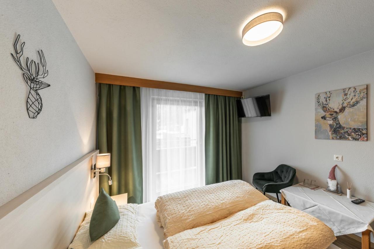 Pension St.Lukas Пфундс Екстериор снимка